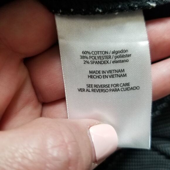 The Limited Black White Polka Dot Shorts 10 - Picture 5 of 6